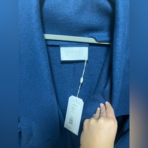 HARRIS WHARF LONDON
Pressed wool Volcano coat - Picture 5 of 9